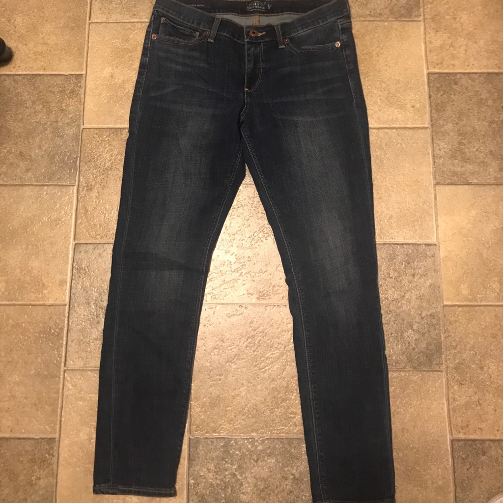 Lucky Brand Women’s Sz. 10/30 Charlie Skinny Jeans